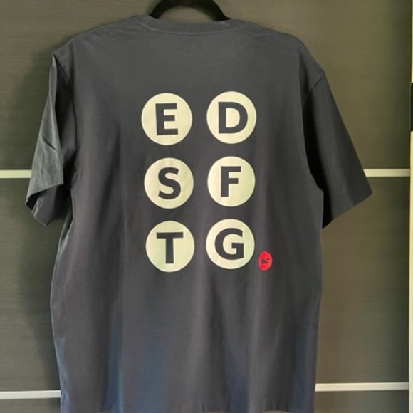 NEW Mens Vineyard Vines Graphic T Shirt Navy Blue - Picture 2 of 2